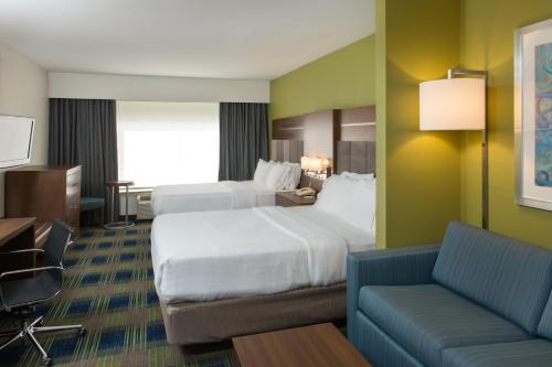 holiday inn express suites clifton park by ihg