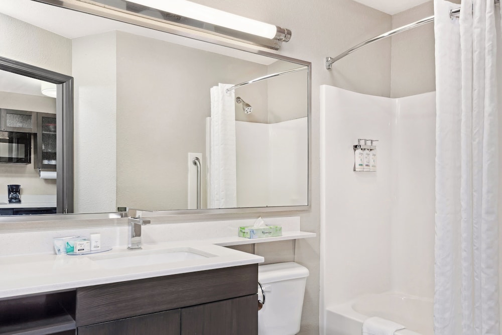 candlewood suites appleton by ihg