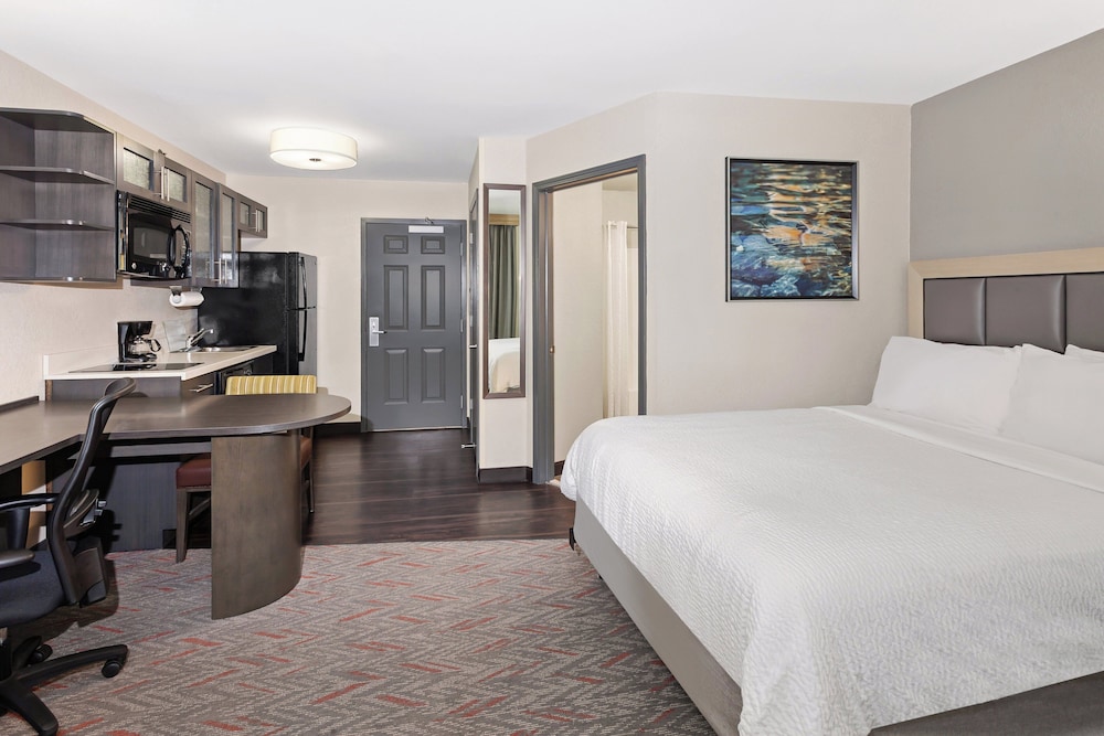 candlewood suites appleton by ihg