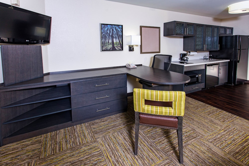 candlewood suites appleton by ihg