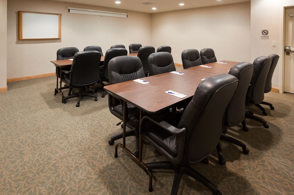 candlewood suites appleton by ihg