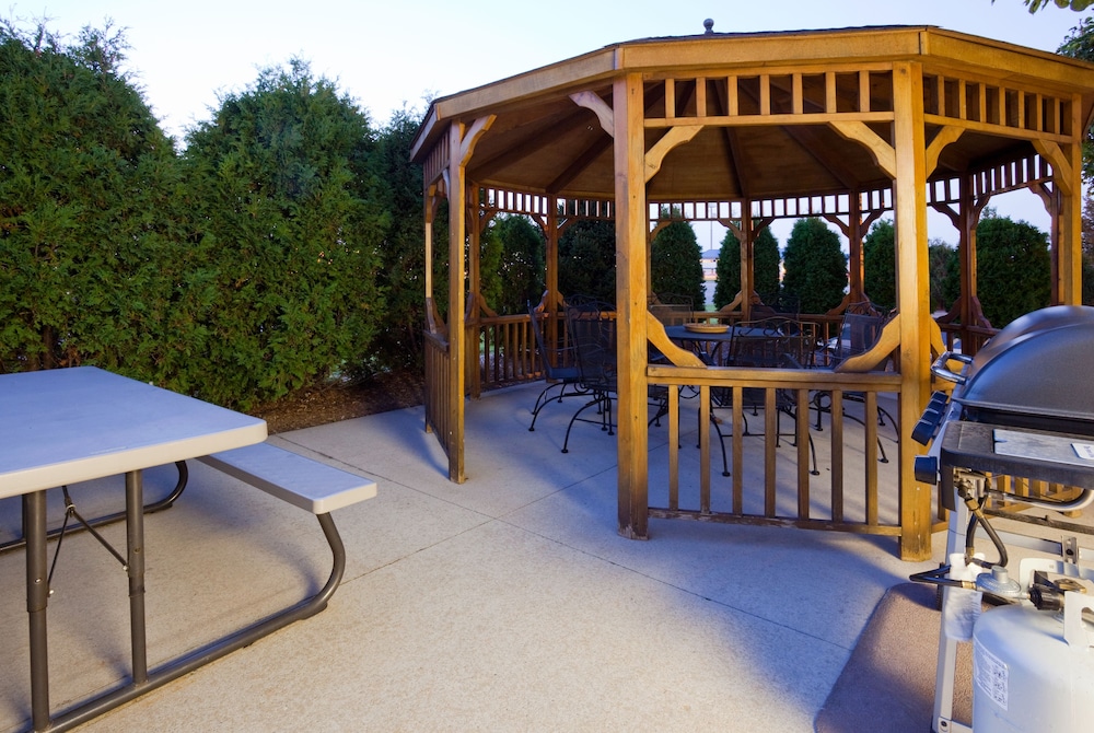 candlewood suites appleton by ihg