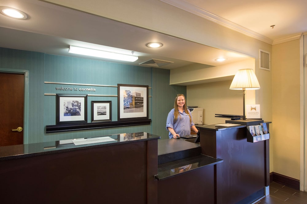 hampton inn cornelia