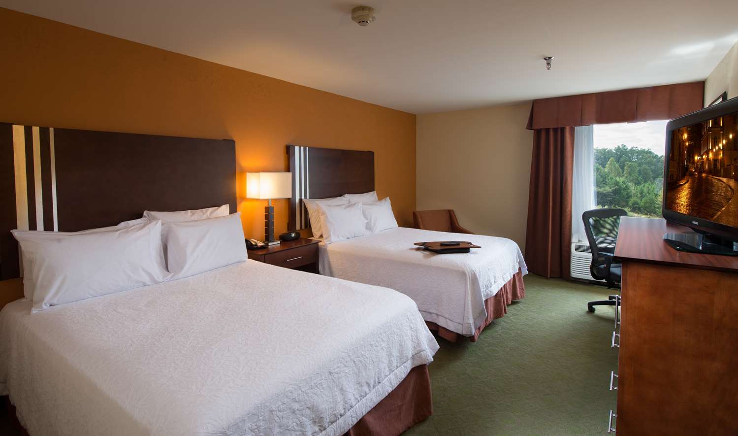 hampton inn cornelia