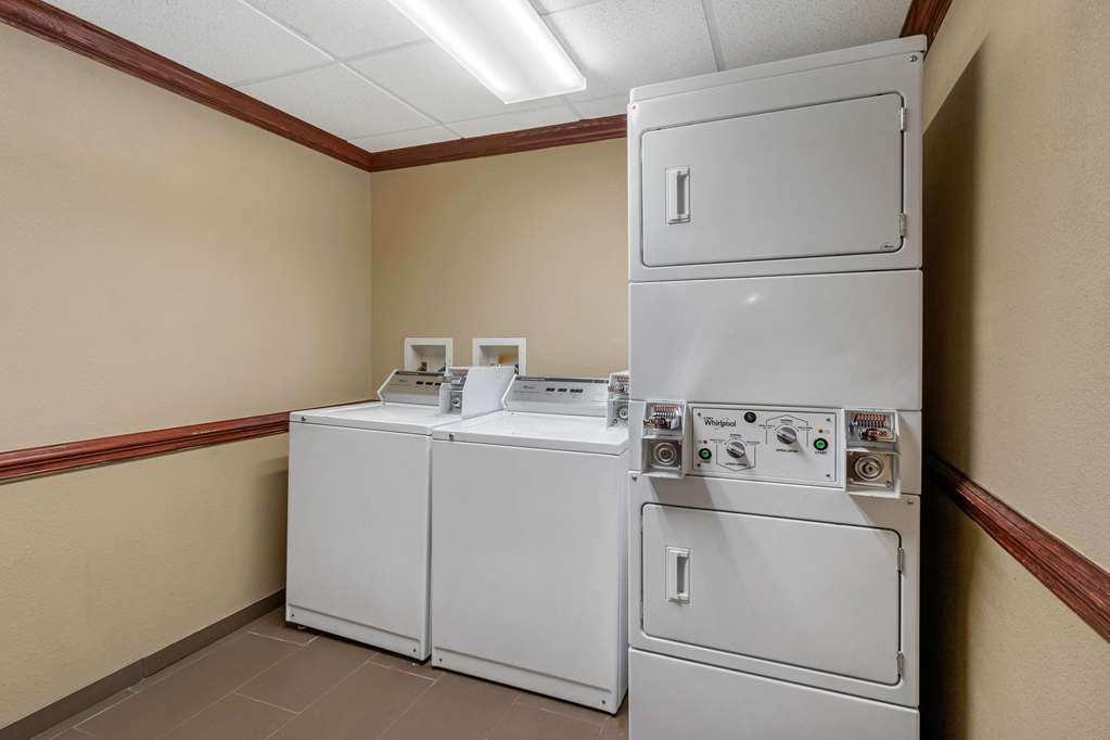 comfort suites central