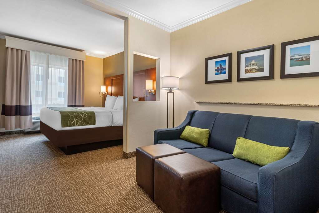 comfort suites central