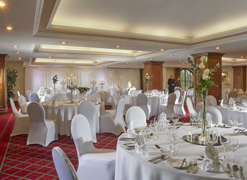 killarney plaza hotel and spa
