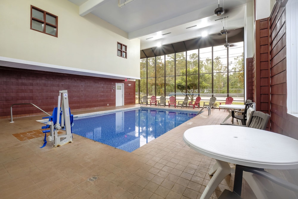 red roof inn and suites jacksonville nc