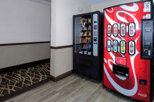 red roof inn and suites jacksonville nc