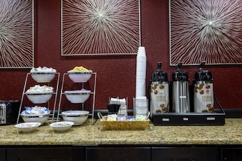 red roof inn and suites jacksonville nc