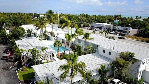 sunset inn