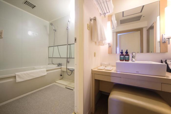 ana crowne plaza kobe by ihg