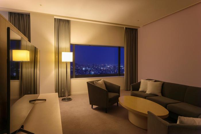 ana crowne plaza kobe by ihg