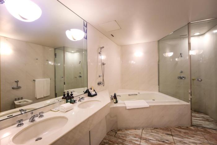 ana crowne plaza kobe by ihg