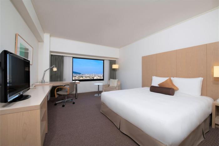ana crowne plaza kobe by ihg