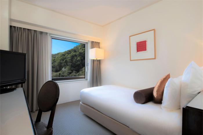 ana crowne plaza kobe by ihg