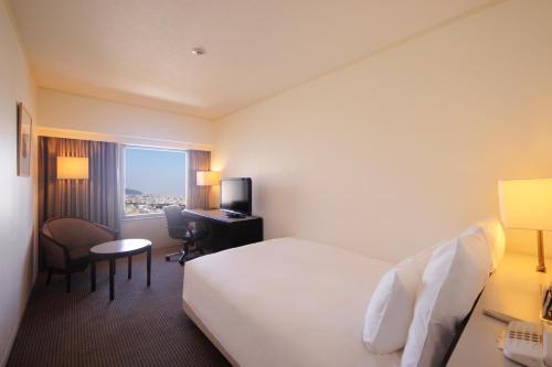 ana crowne plaza kobe by ihg