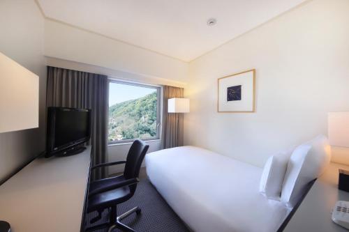ana crowne plaza kobe by ihg