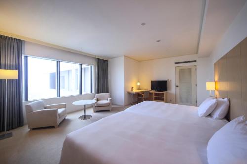ana crowne plaza kobe by ihg