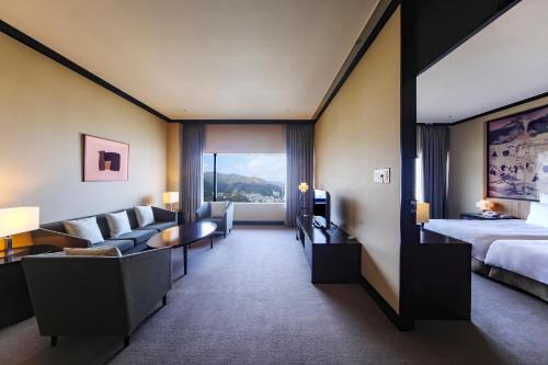 ana crowne plaza kobe by ihg