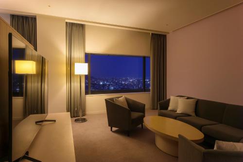 ana crowne plaza kobe by ihg
