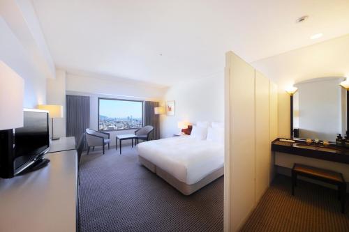 ana crowne plaza kobe by ihg