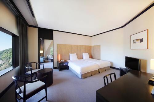 ana crowne plaza kobe by ihg