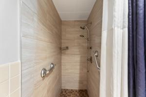 iron ridge inn motel