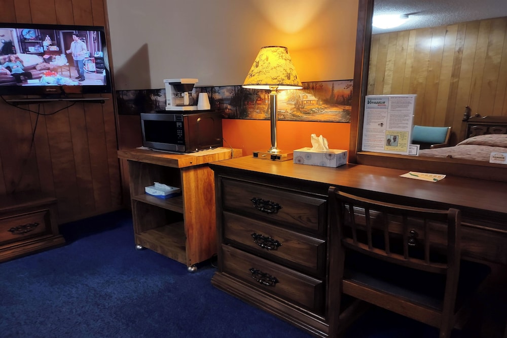 love hotels voyageur by oyo at international falls mn