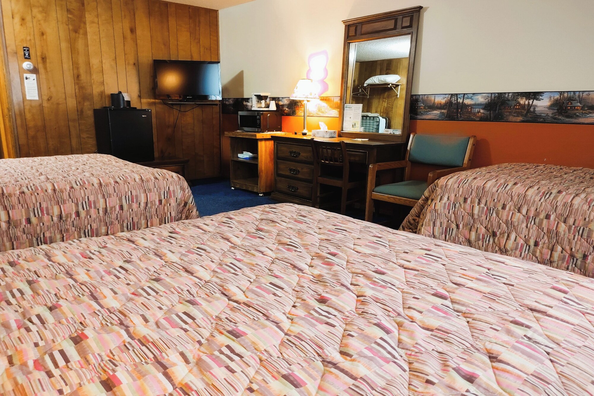 love hotels voyageur by oyo at international falls mn