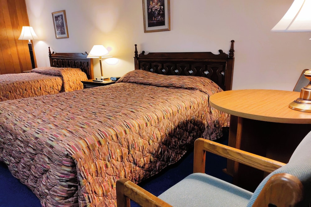 love hotels voyageur by oyo at international falls mn