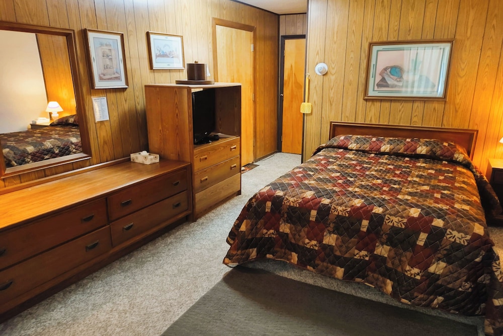love hotels voyageur by oyo at international falls mn