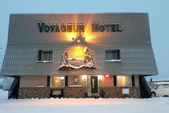 love hotels voyageur by oyo at international falls mn