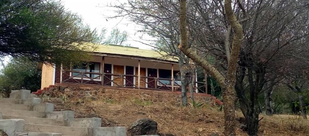 african sunrise lodge and campsite