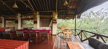 african sunrise lodge and campsite
