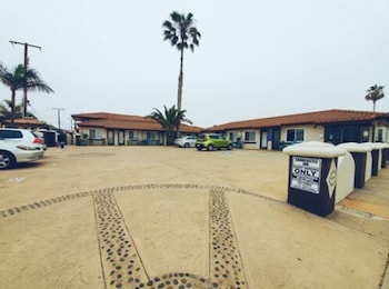 sand castle inn