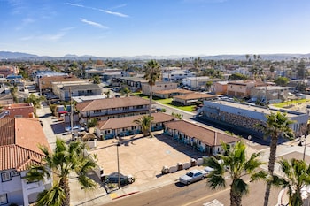 sand castle inn