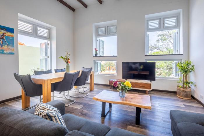 royal apartments city centre willemstad