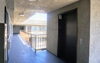 casa bella inn huntington park