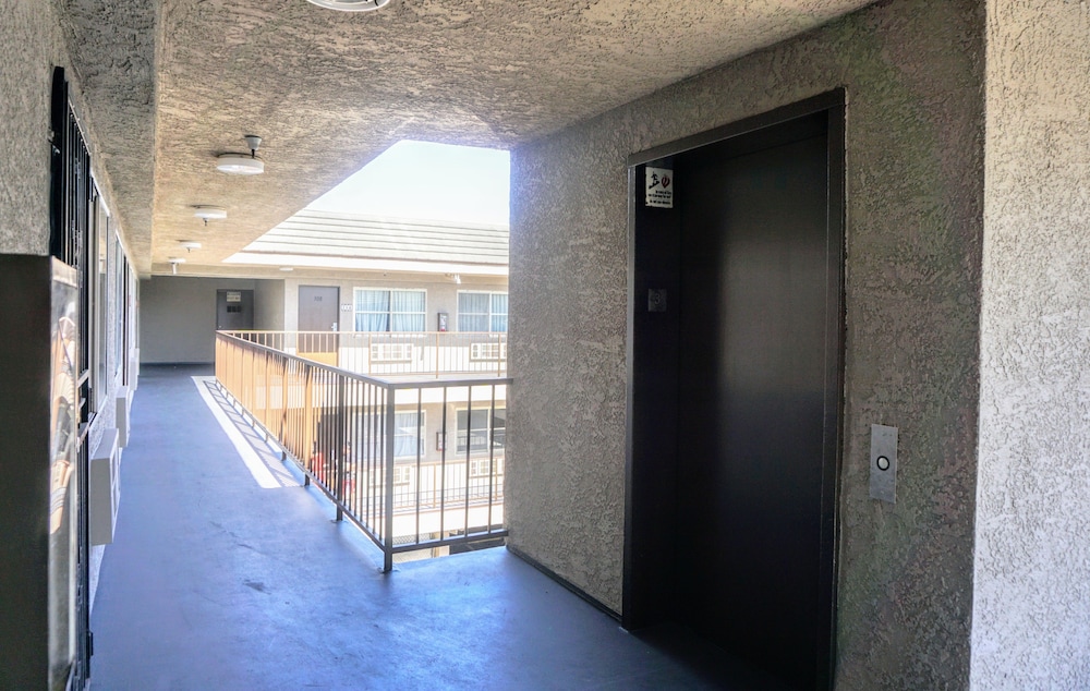 casa bella inn huntington park