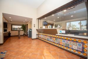 casa bella inn huntington park