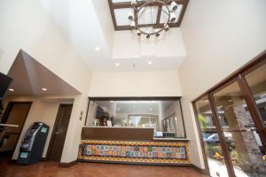 casa bella inn huntington park