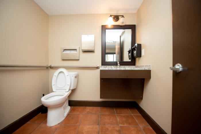casa bella inn huntington park