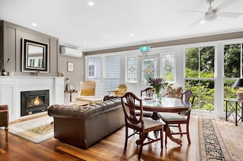 the bundanoon guest house