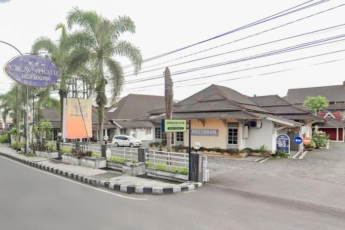 crown hotel tasikmalaya