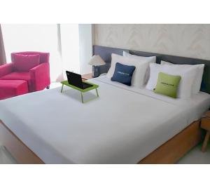 crown hotel tasikmalaya