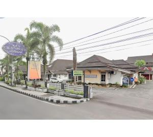 crown hotel tasikmalaya