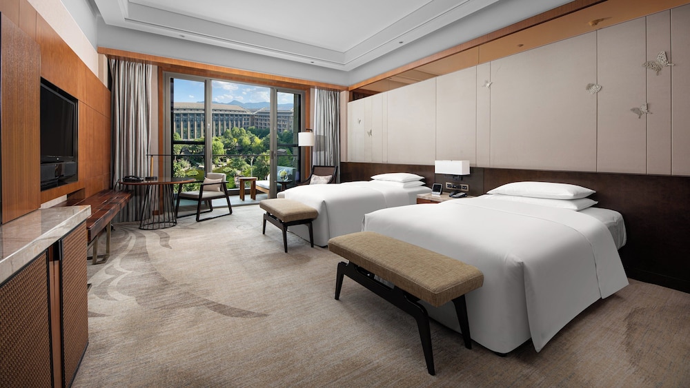 intercontinental kunming by ihg