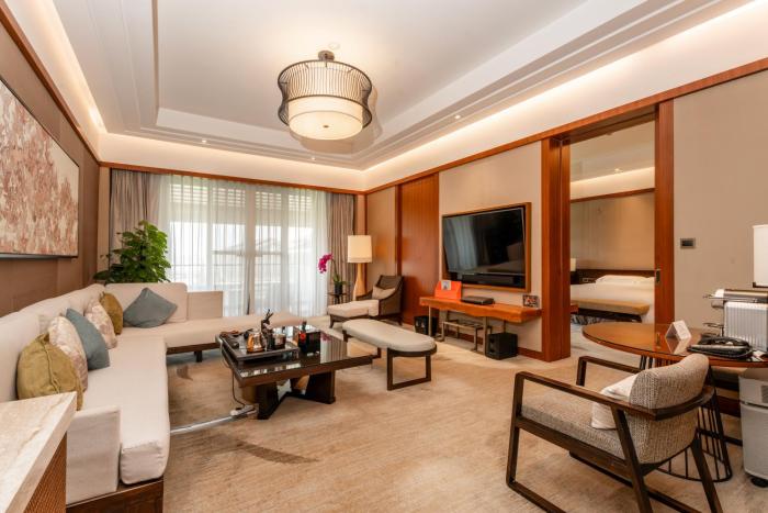 intercontinental kunming by ihg