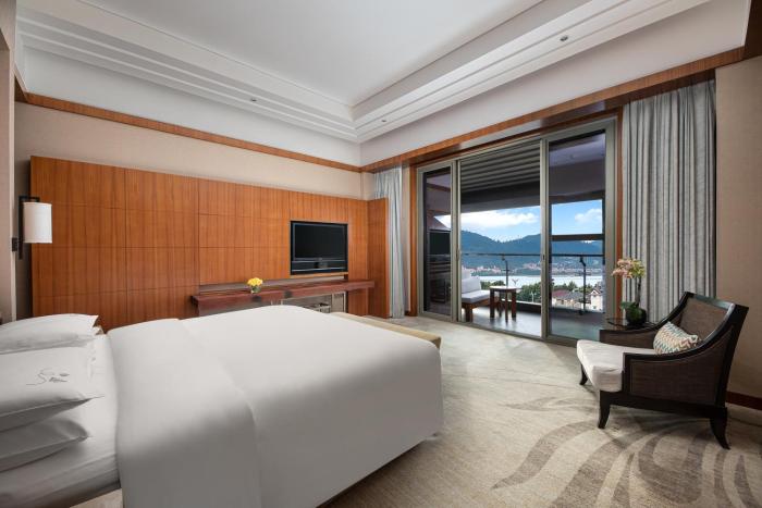 intercontinental kunming by ihg
